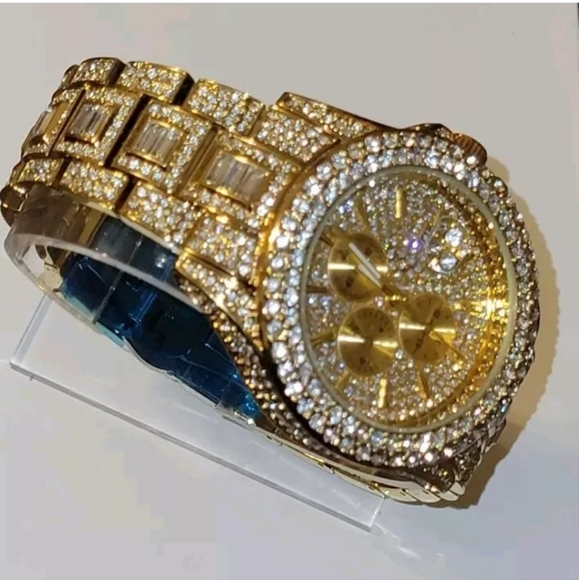 Men's Fully Covered Iced Goldplated Simulated Diamond Quartz Waterproof Watch - Picture 7 of 12